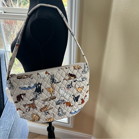 NWT Vera Bradley A Cat’s Life Slouchy Bucket Shoulder Bag. Cream cotton. - Picture 4 of 11